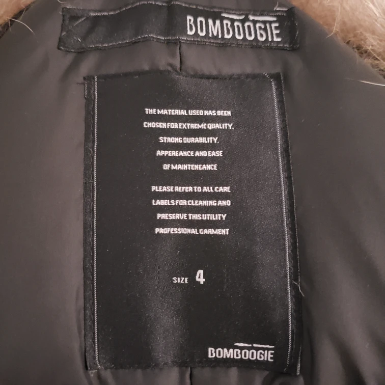 🧥 Italian 100% Real Down Feathers & Fur Women's Coat ⬇️ 55% off! image indicator(7)