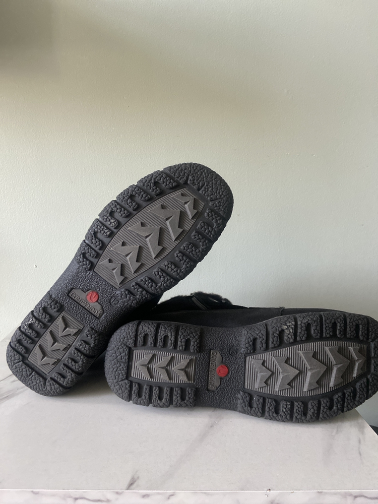 ❄️Women’s Winter Boots -Size 12 - photo 3