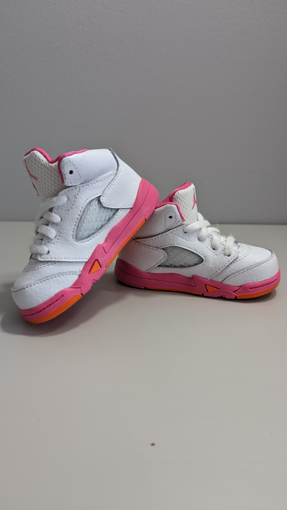 Toddler girl Jordan running shoes size 5.5 - photo 5