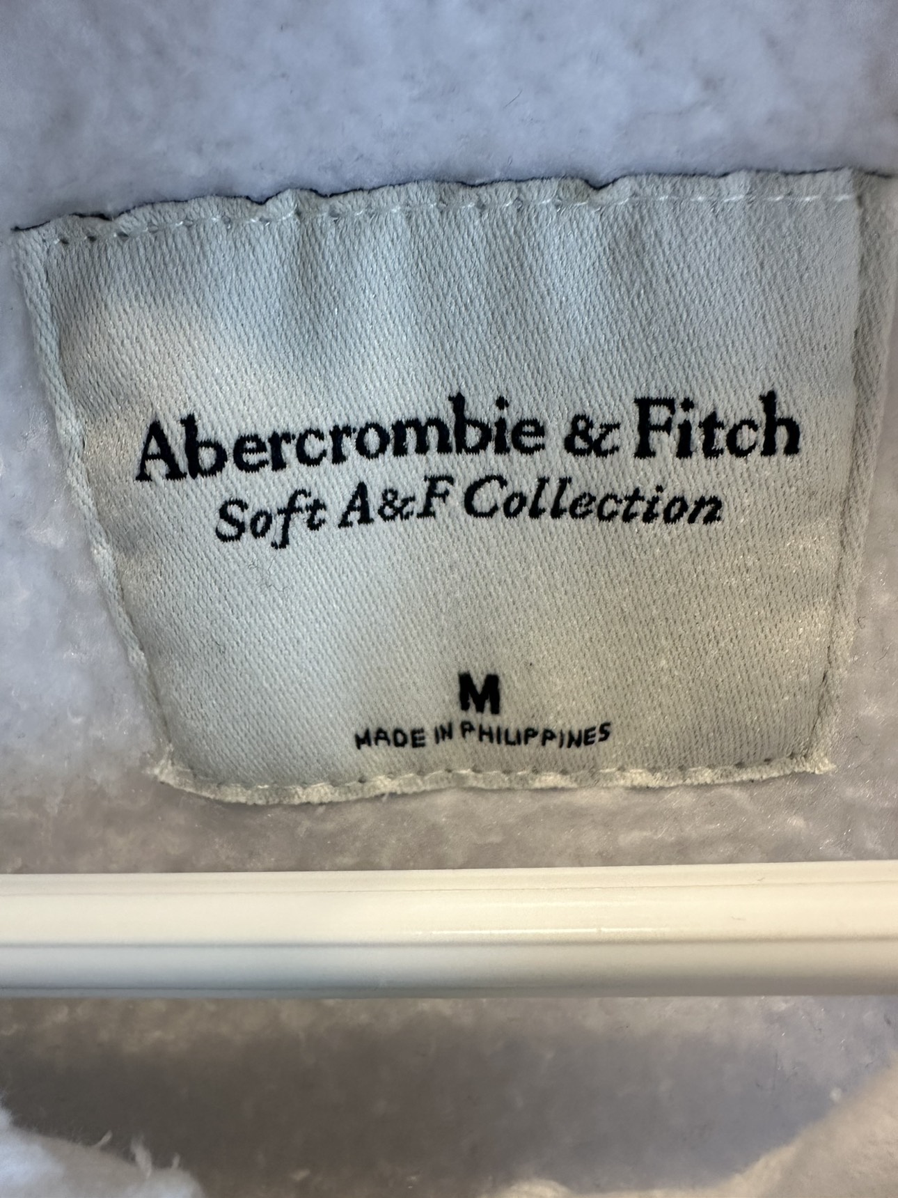 Abercrombie & fitch zip up #freecycle - photo 2
