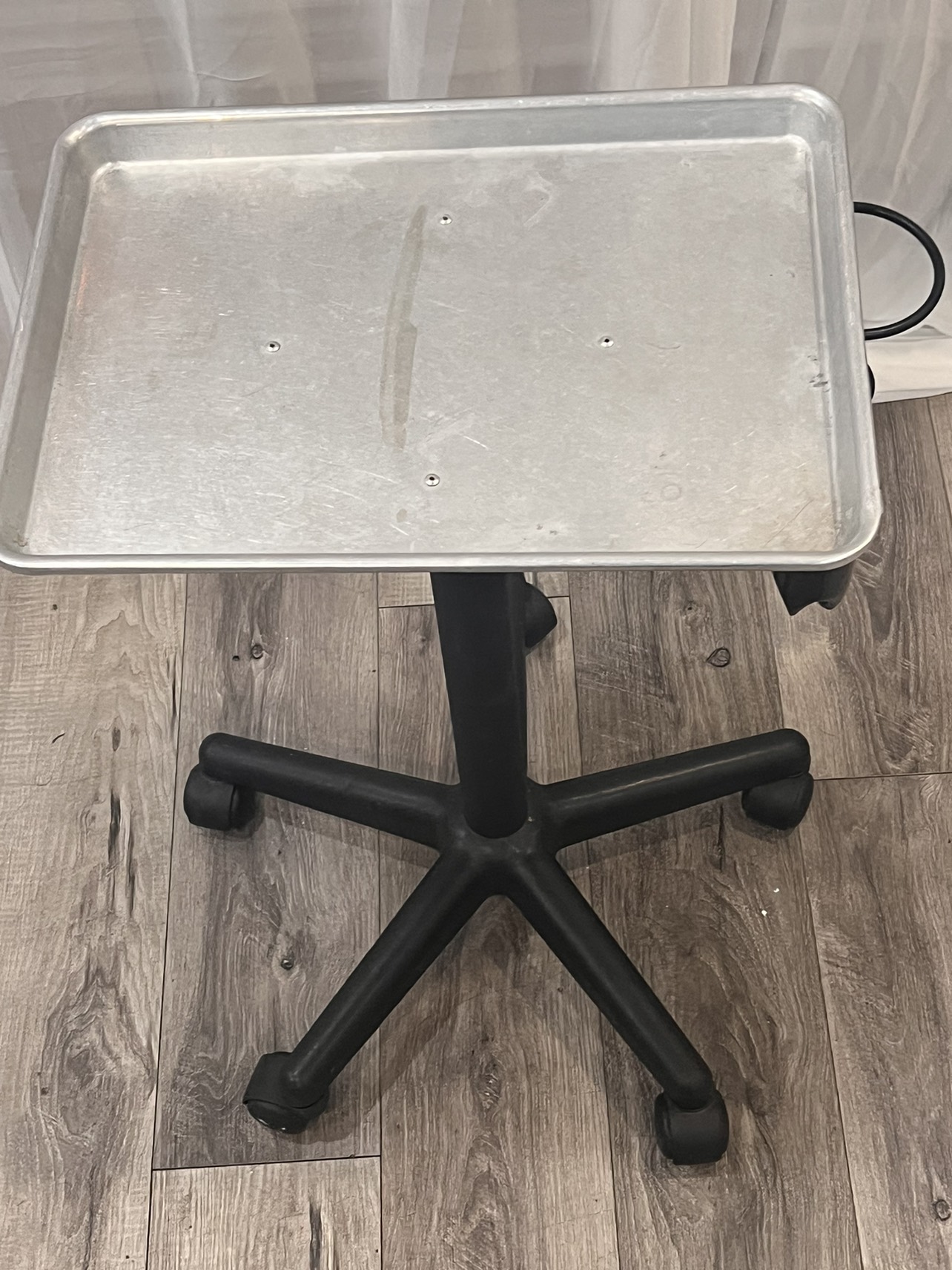 Salon tray carts - photo 2