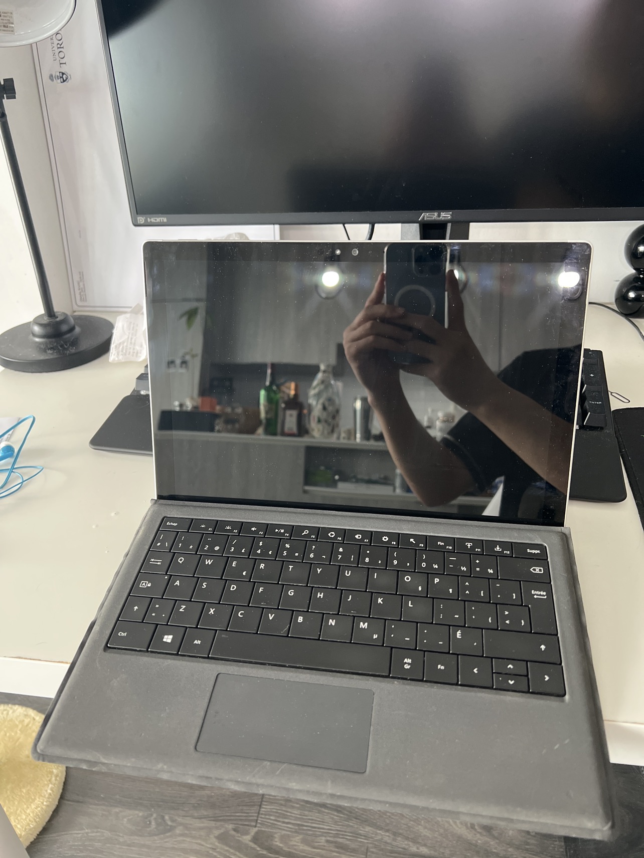 Microsoft Surface Laptop