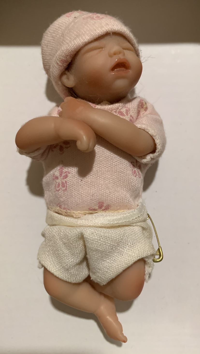 The Ashton-Drake collectible Doll image indicator(3)