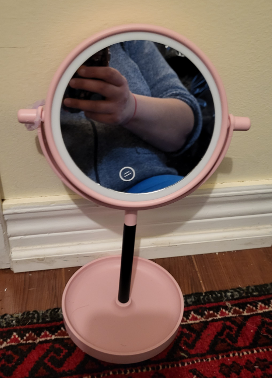 Table mirror with light image indicator(2)