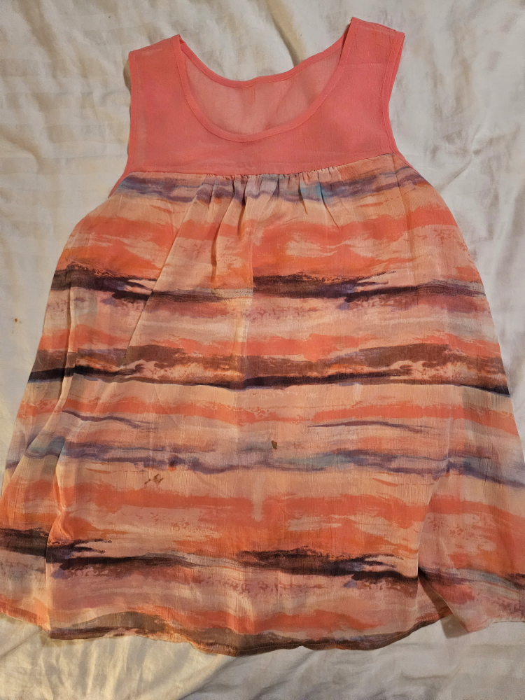 Maternity Tops Various Sizes - photo 5
