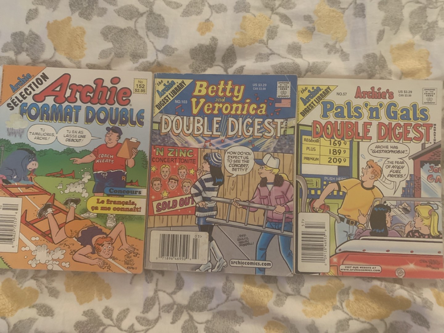 ❄️Archie comic Books thumbnail