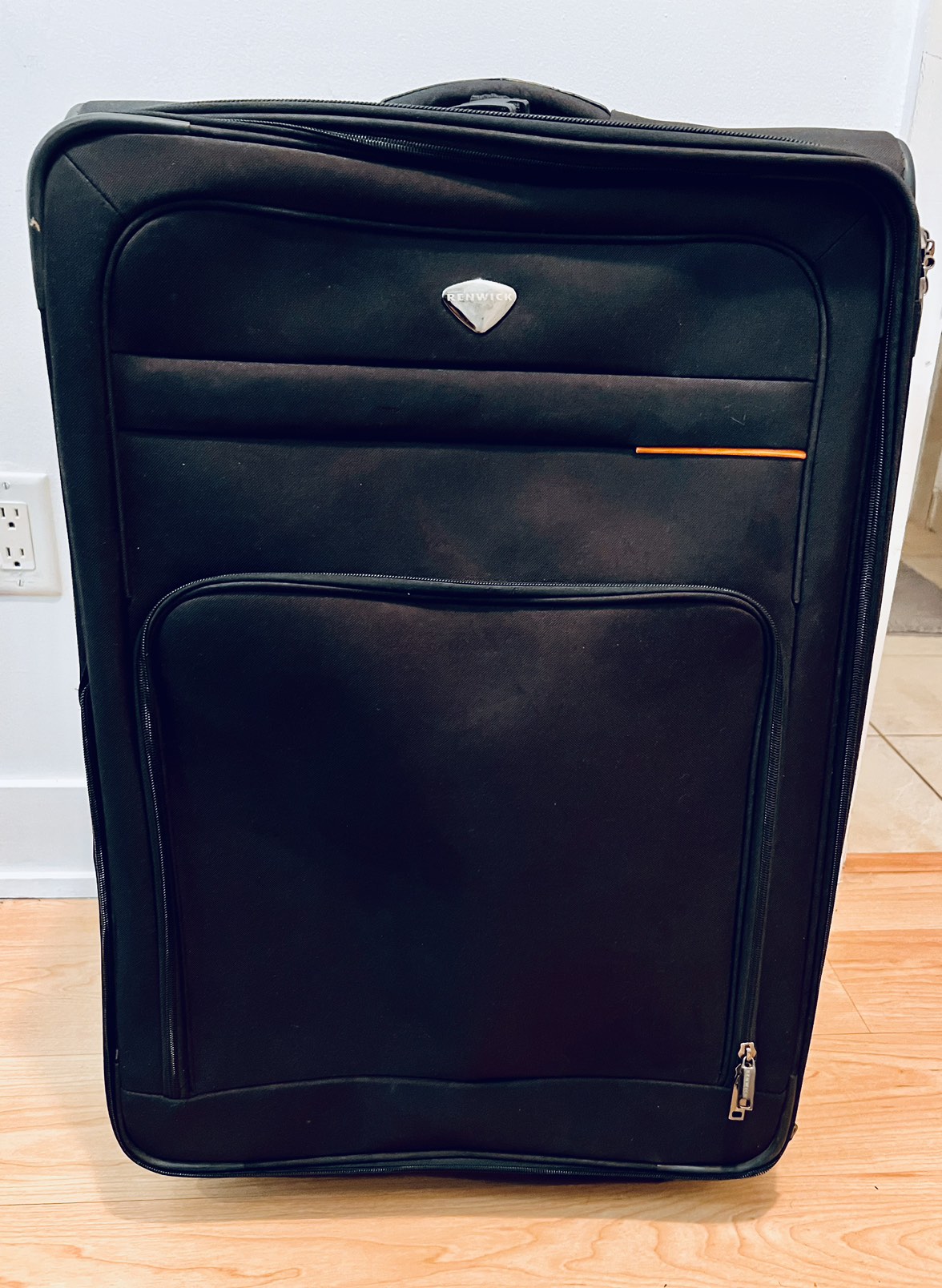 Large Check-In Luggage - Black - photo 2