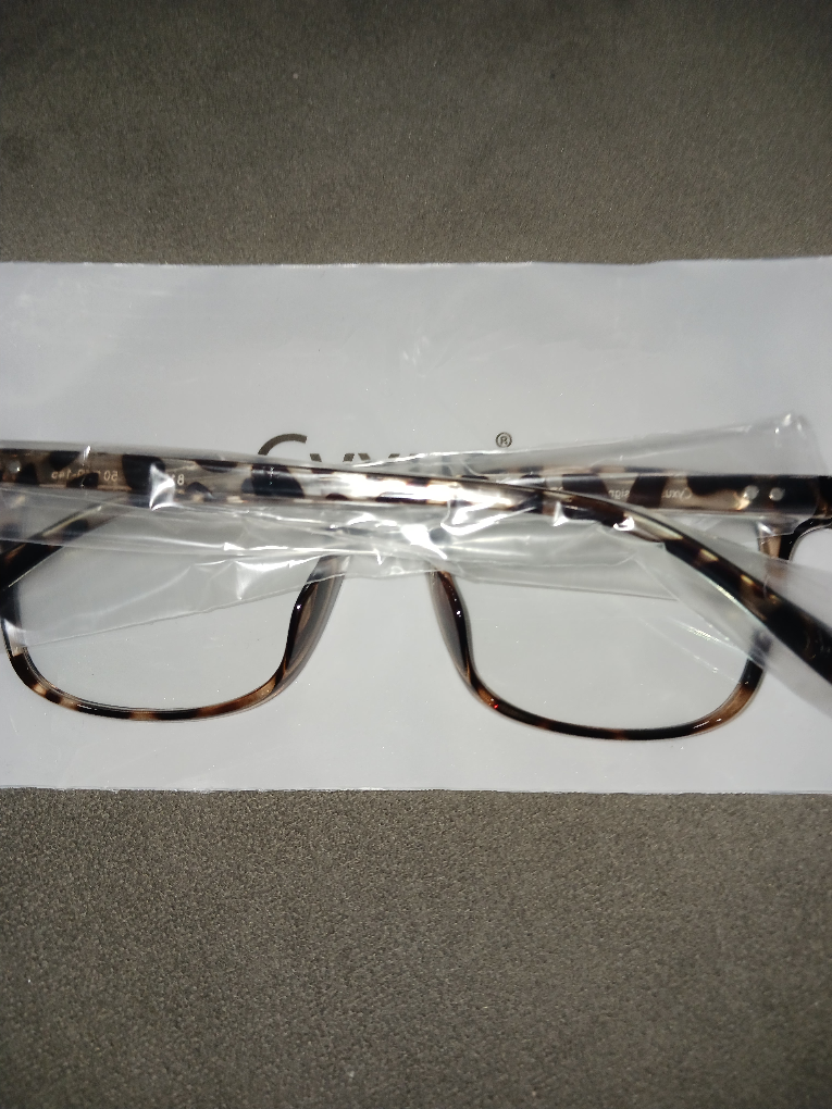 brand New blue light glassess for men and women image indicator(7)