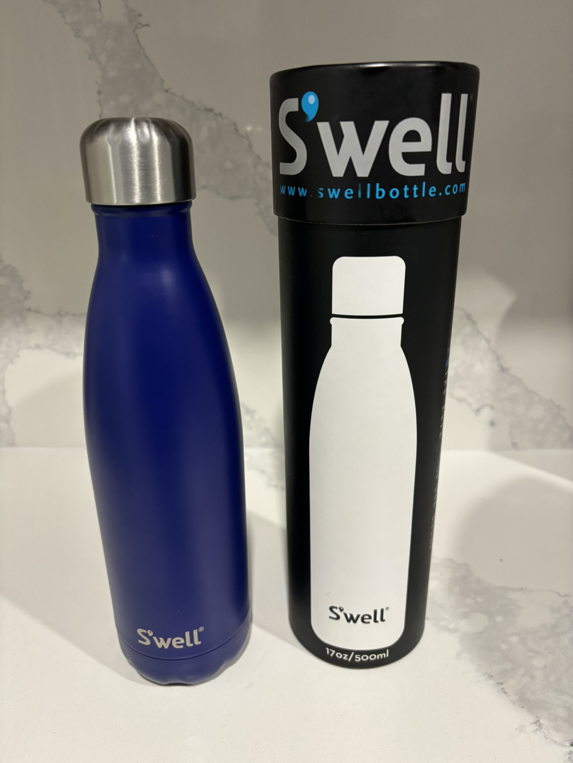 New in box s’well metal water bottle 🏒
