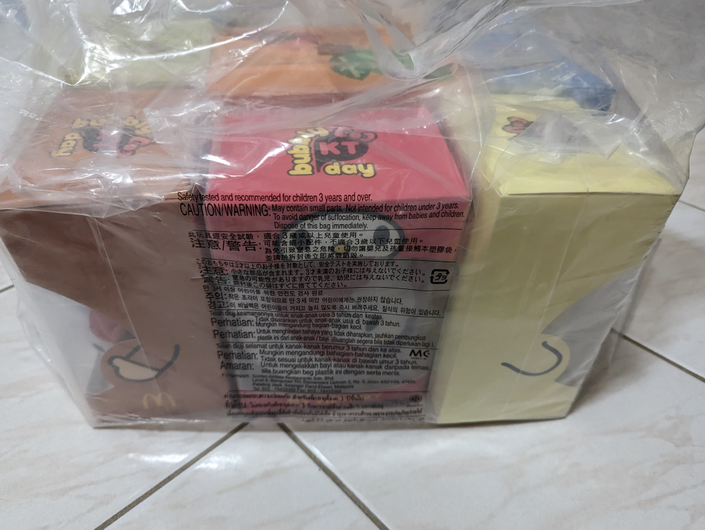 NIB 2015 McDonald's Bubbly Hello Kitty plush set image indicator(4)