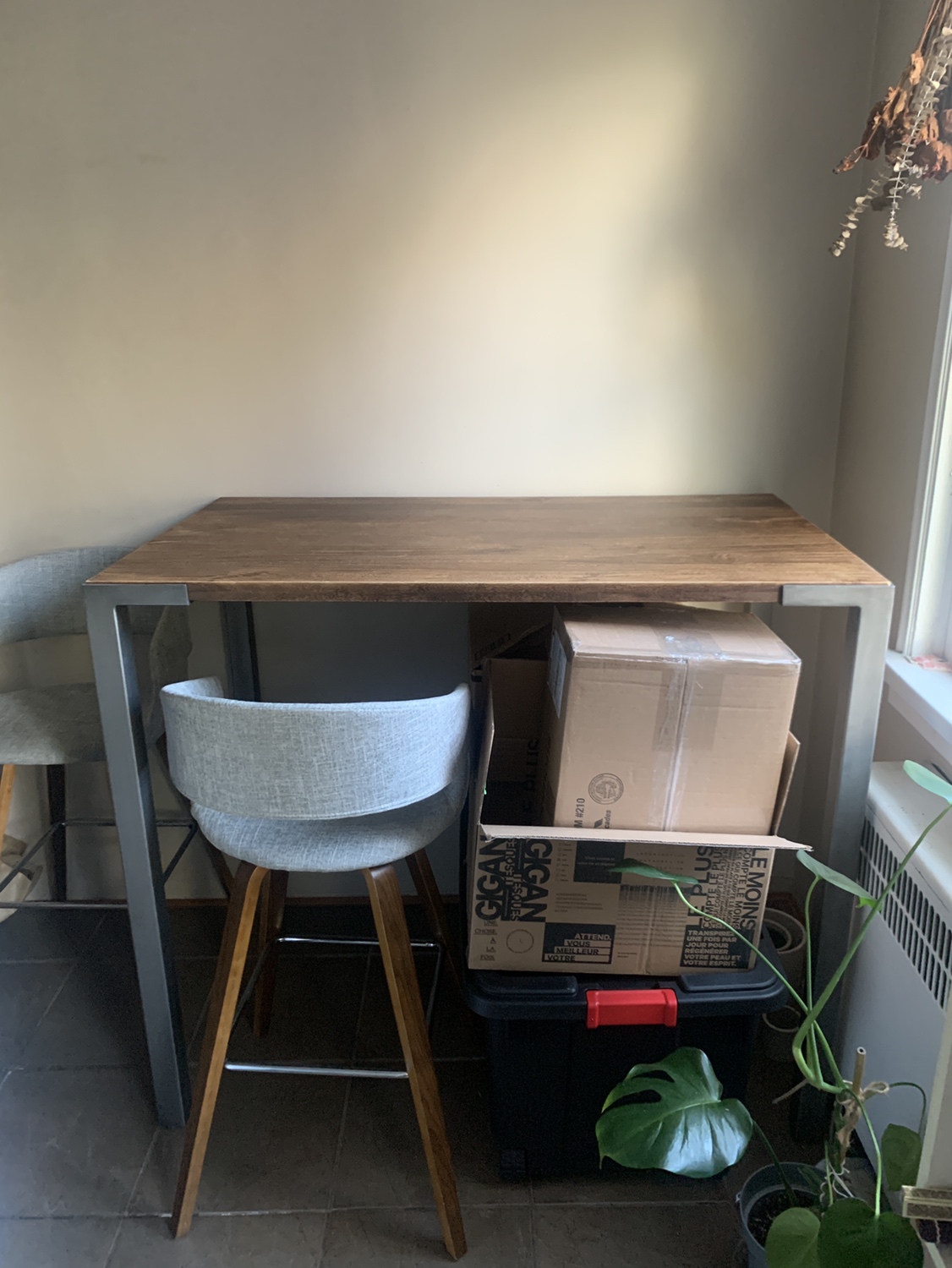 Bar table - photo 3