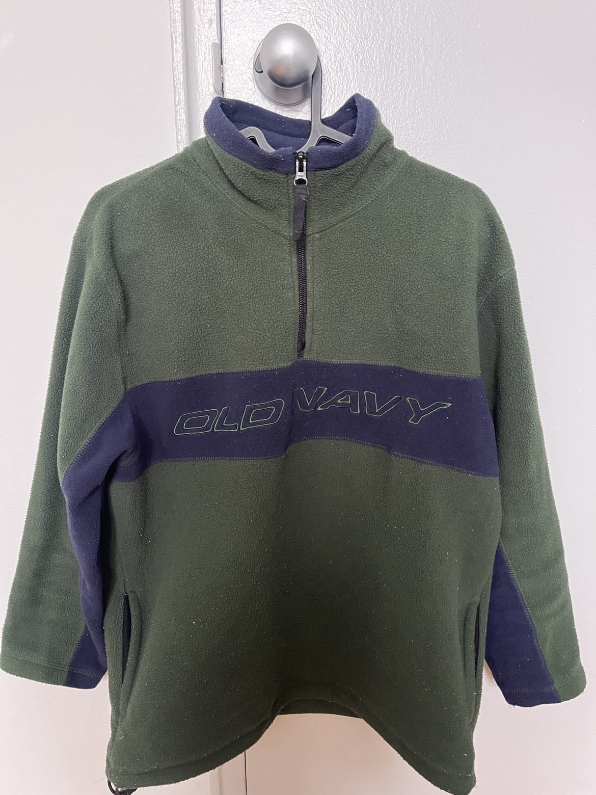 Old navy sweater  #freecycle thumbnail