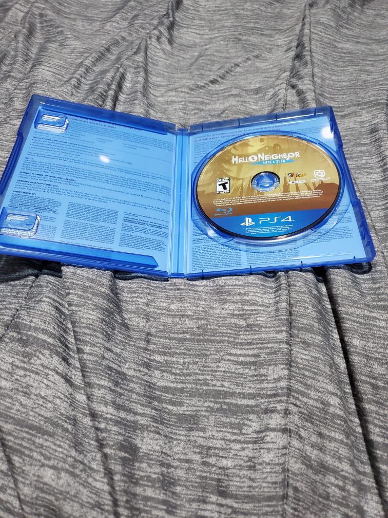 PS4 Hello Neighbor Hide & Seek - photo 2