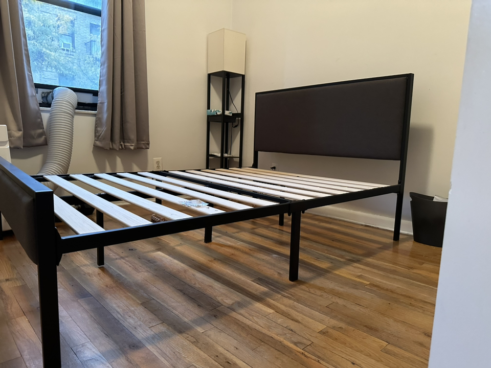 Like new full size bed frame - photo 3