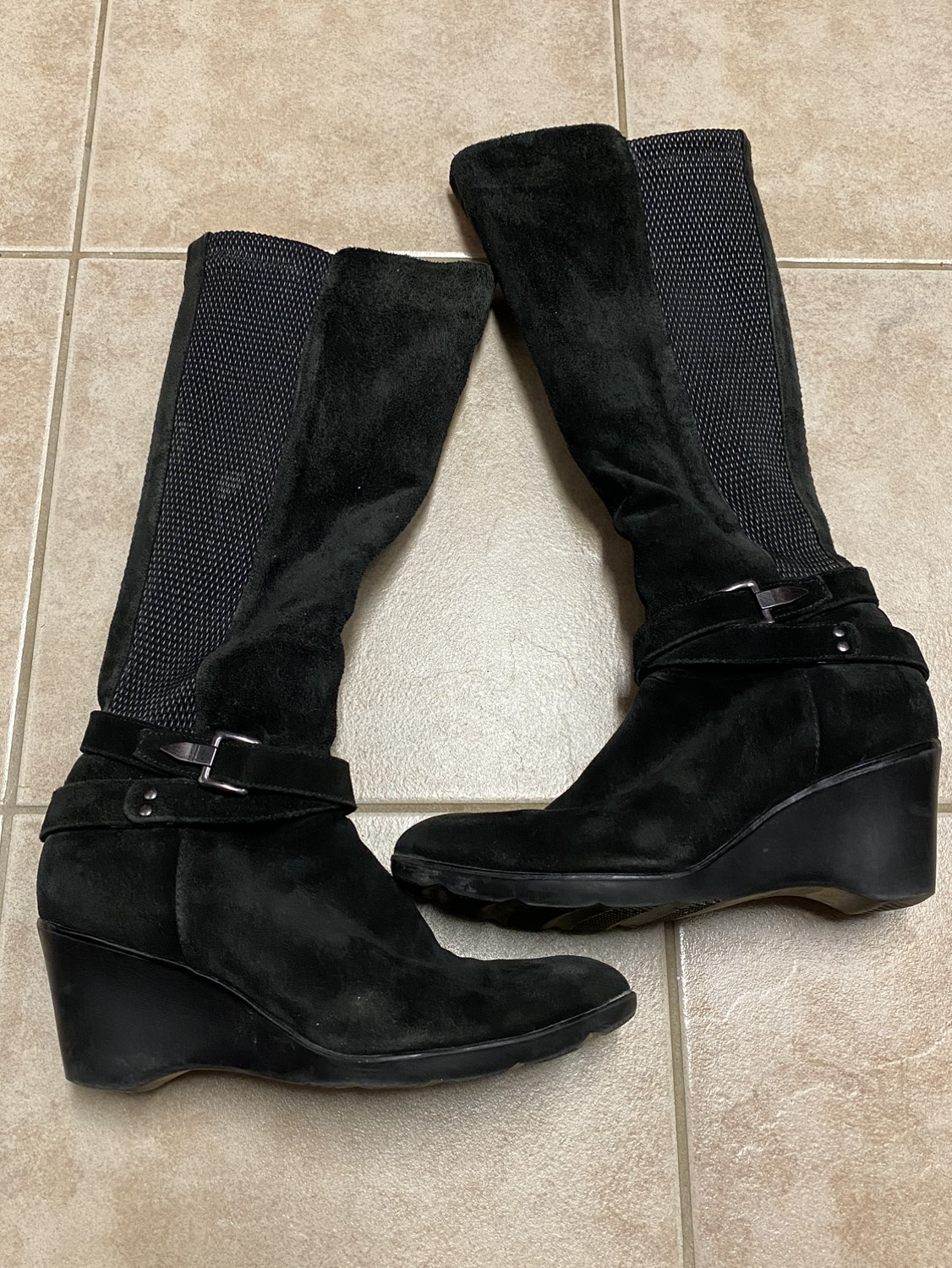 Blondo Women’s Leather High Wedge Boots Black 9 image indicator(2)