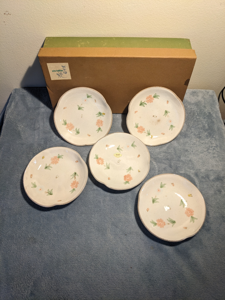 Japanese Dessert Plates thumbnail