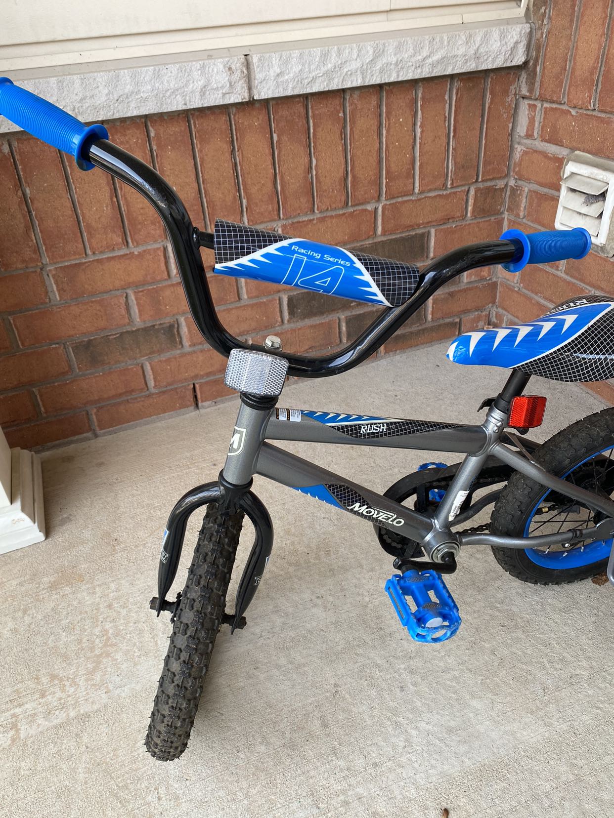Movelo rush kids bike with training wheels