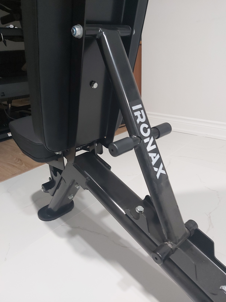 Adjustable Weightlifting Bench image indicator(4)