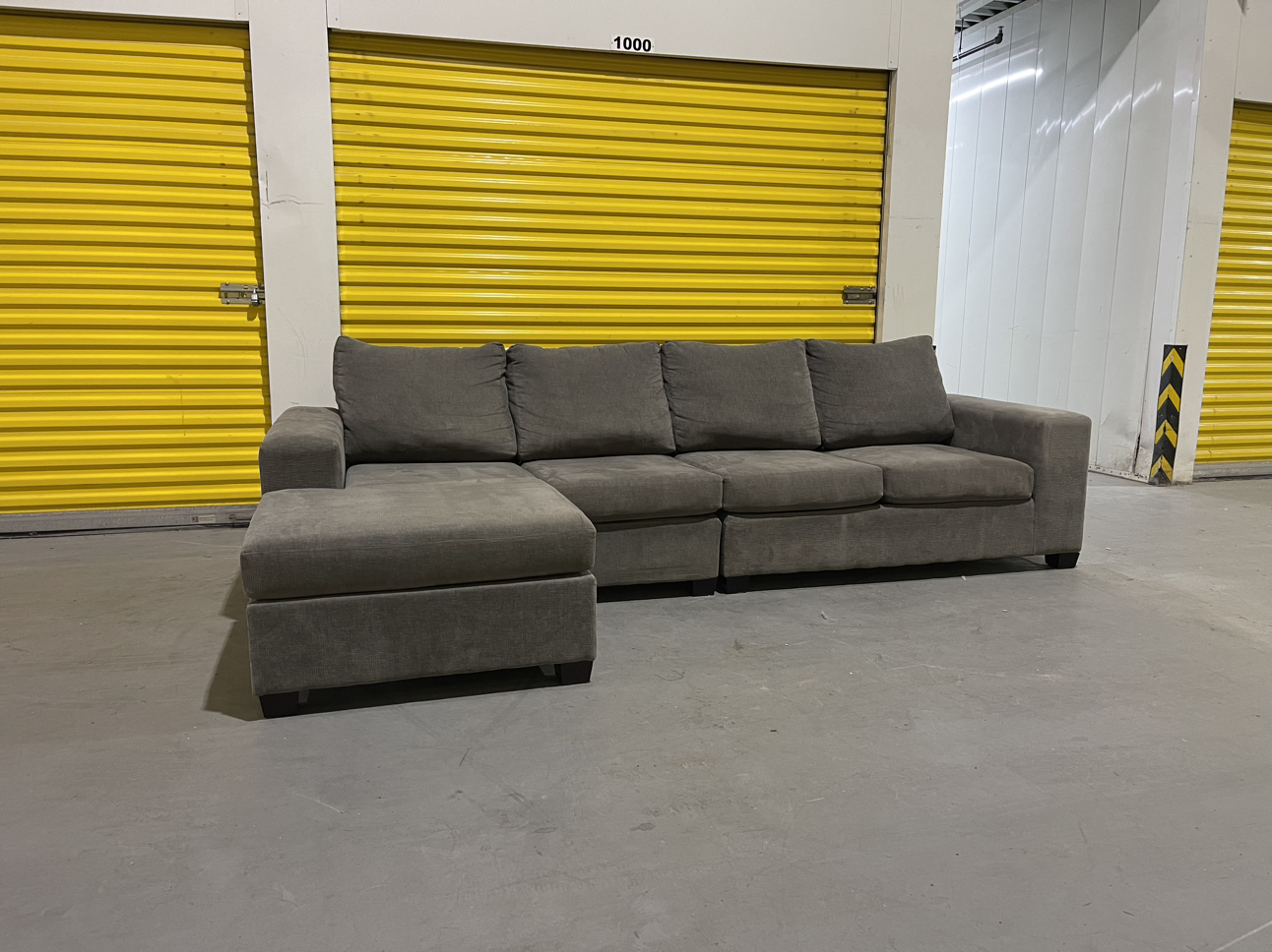 FREE DELIVERY | Big Comfy Reversible Sectional - photo 2