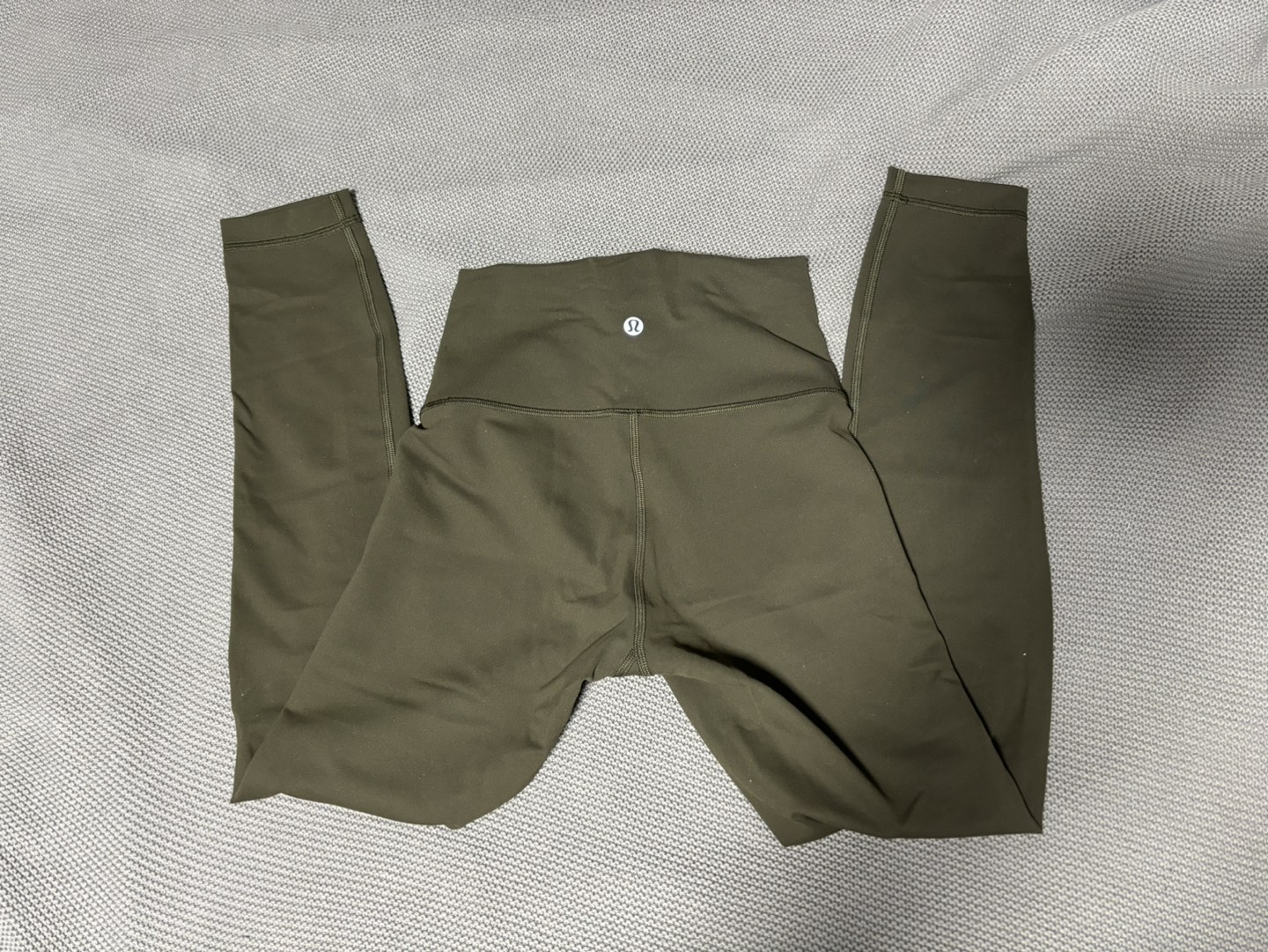 NWOT lululemon wunder train 25” sz 4