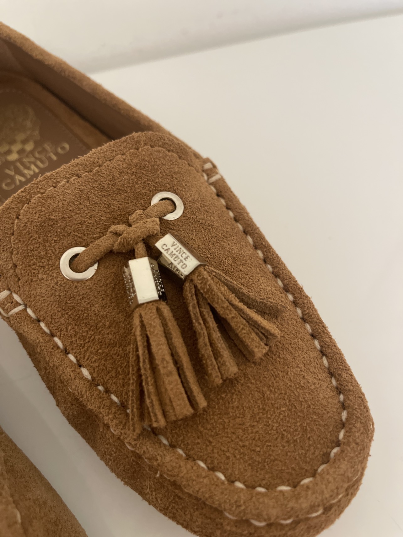 Vince Camuto Leather Loafer Shoes - photo 4
