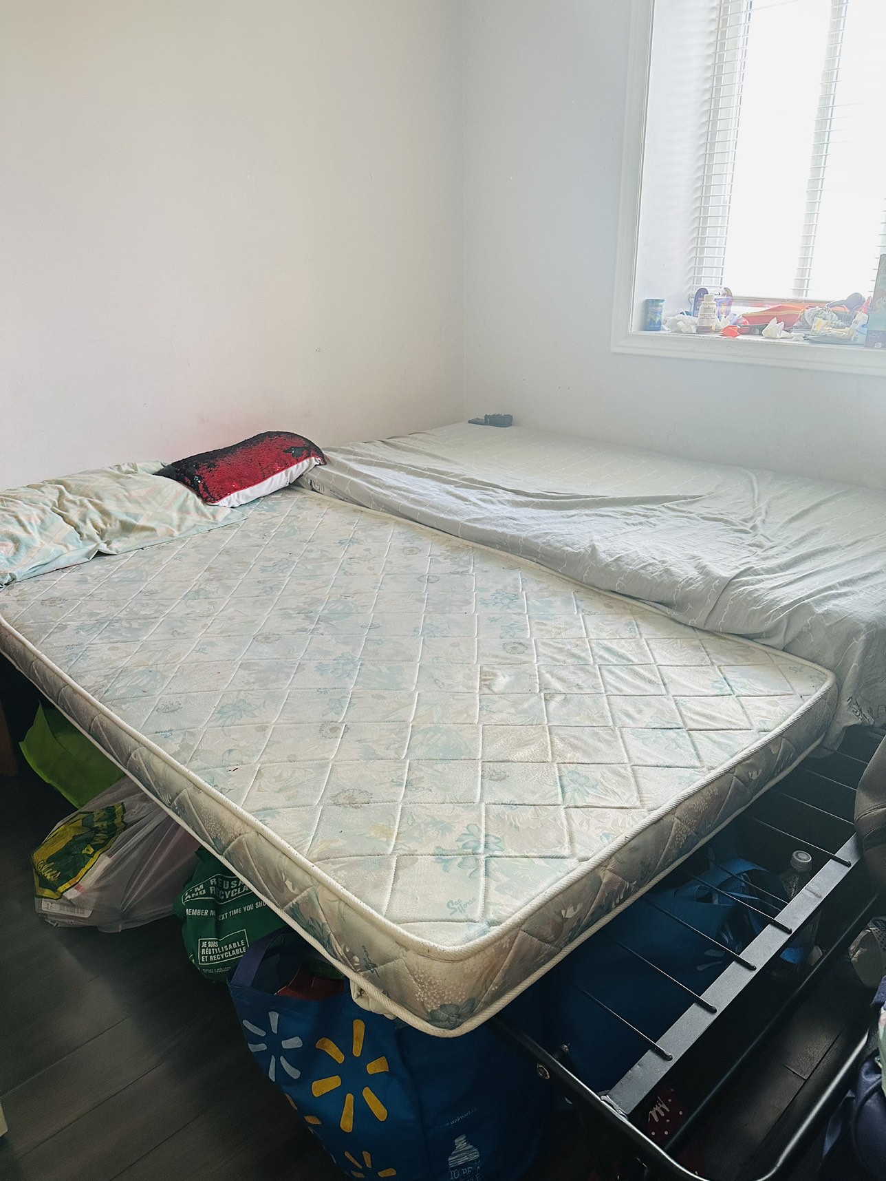 King size bed frame (foldable) & mattress