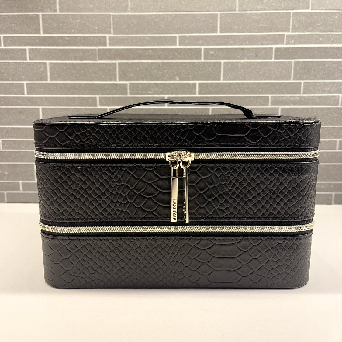 Lancôme Makeup case thumbnail