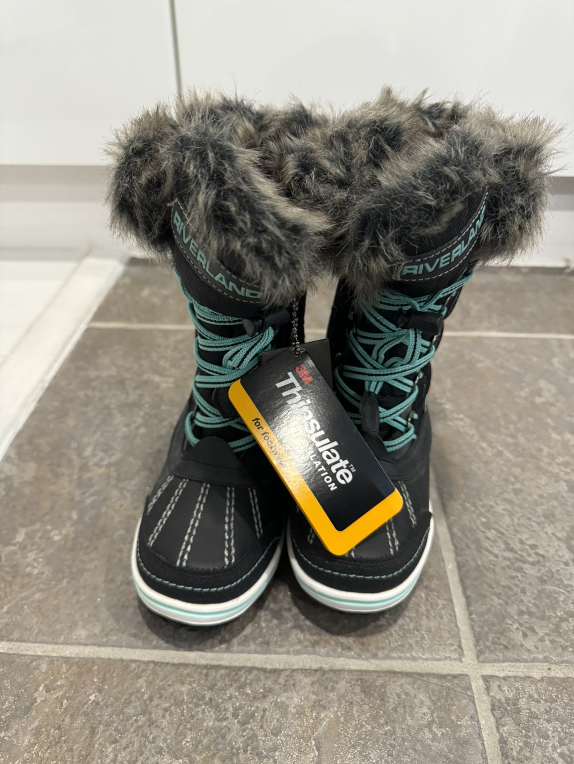 Brand New with Tags Boys Snow boots size 11