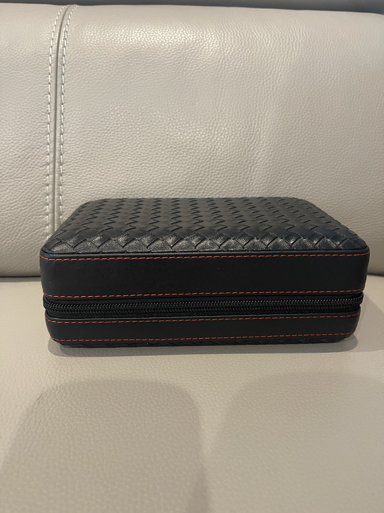 e Genuine leather Cedar Cigar travel case - $45