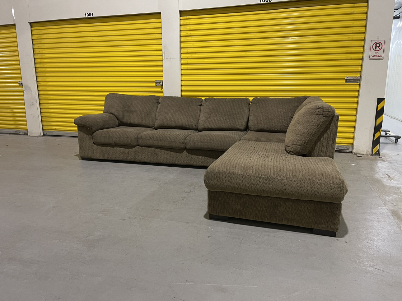 DELIVERY | Big Comfy Brown Sectional - photo 4