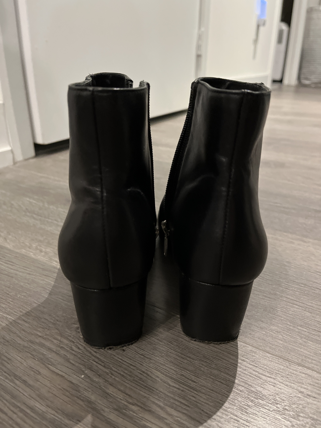 FLASH SALE leather boots Size 7M - photo 2