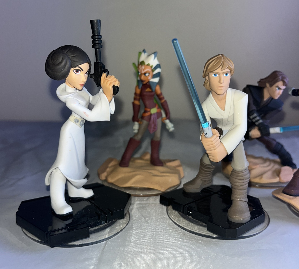 Disney Infinity 3.0 Figures Star Wars Lot Leia Skywalker Obi Wan image indicator(2)