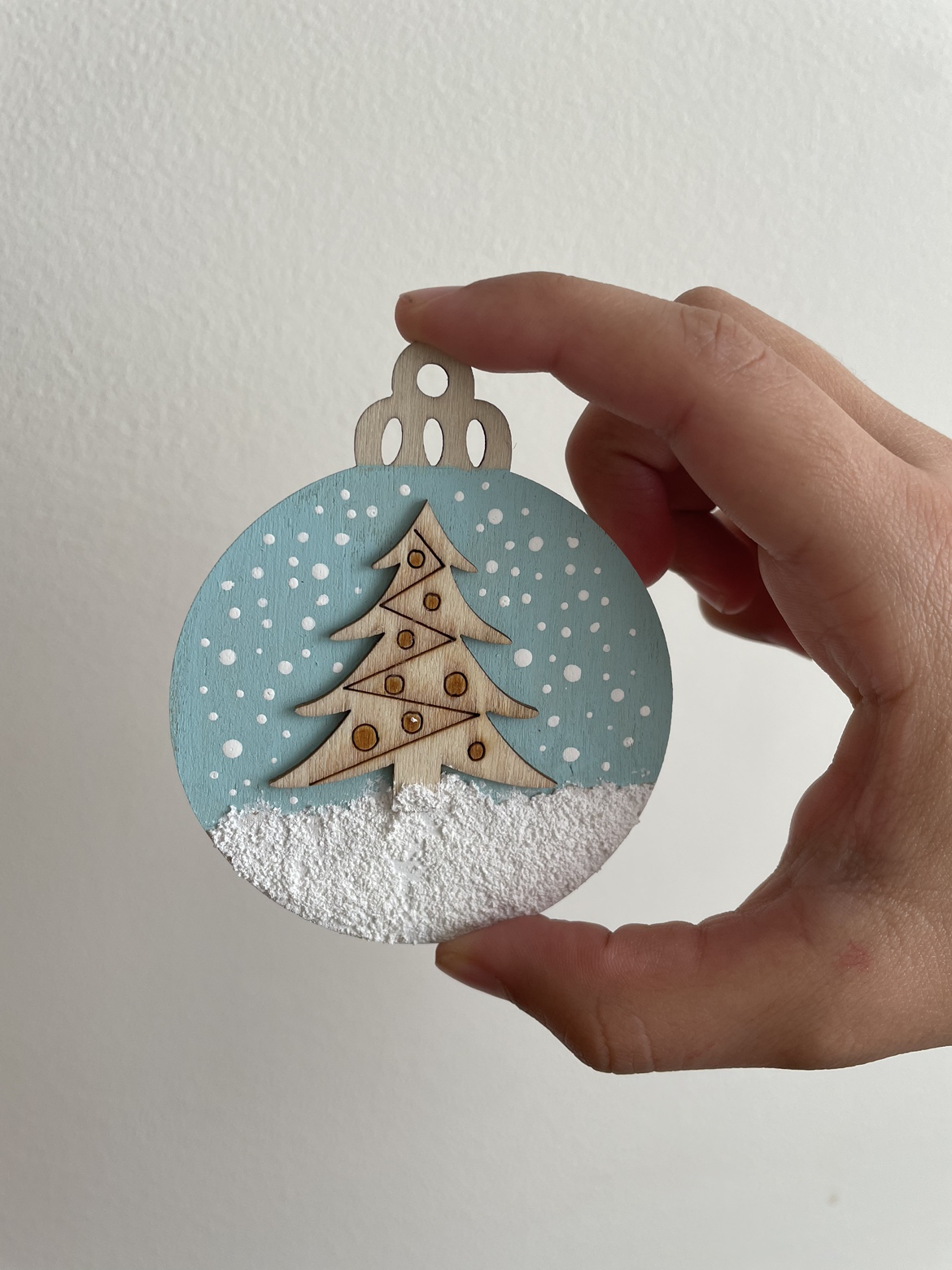 Handmade Christmas ornaments set of 8 image indicator(6)