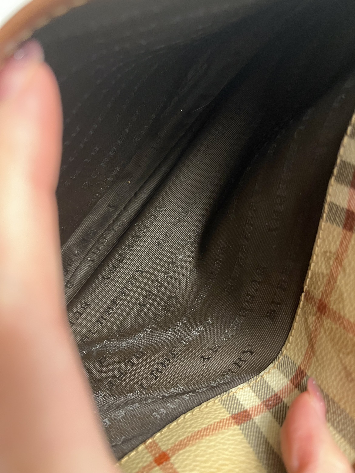 Authentic Vintage Burberry Purse image indicator(5)