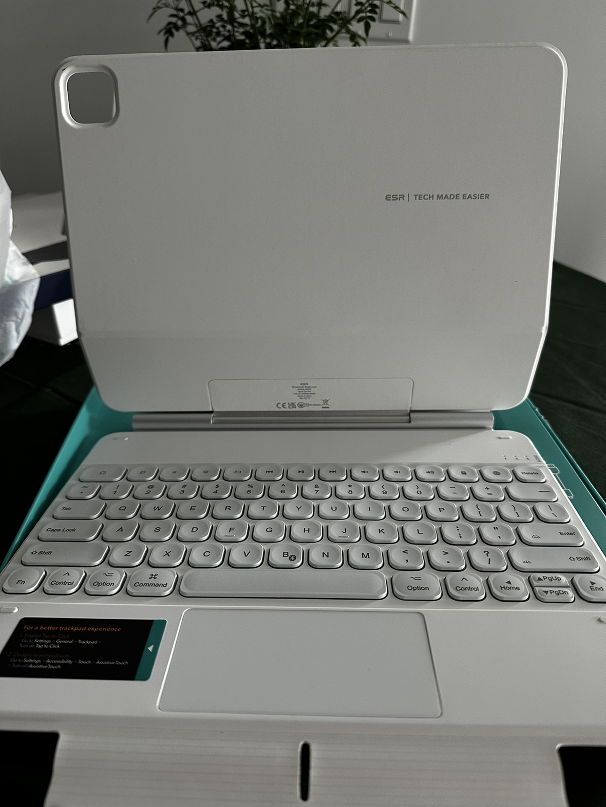 Magnetic Keyboard Case for iPad 12.9 inch