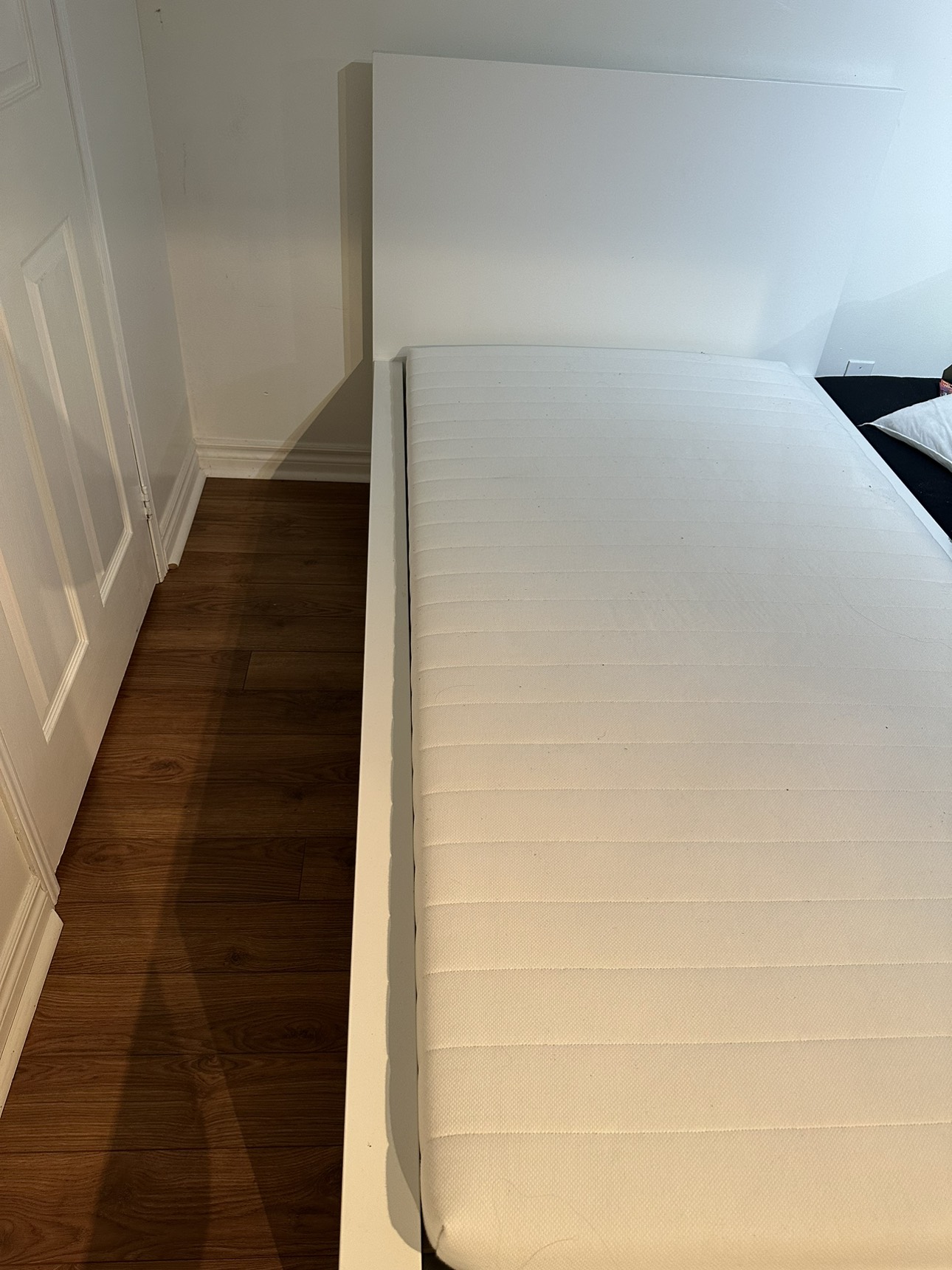 IKEA single bed with mattress - photo 2