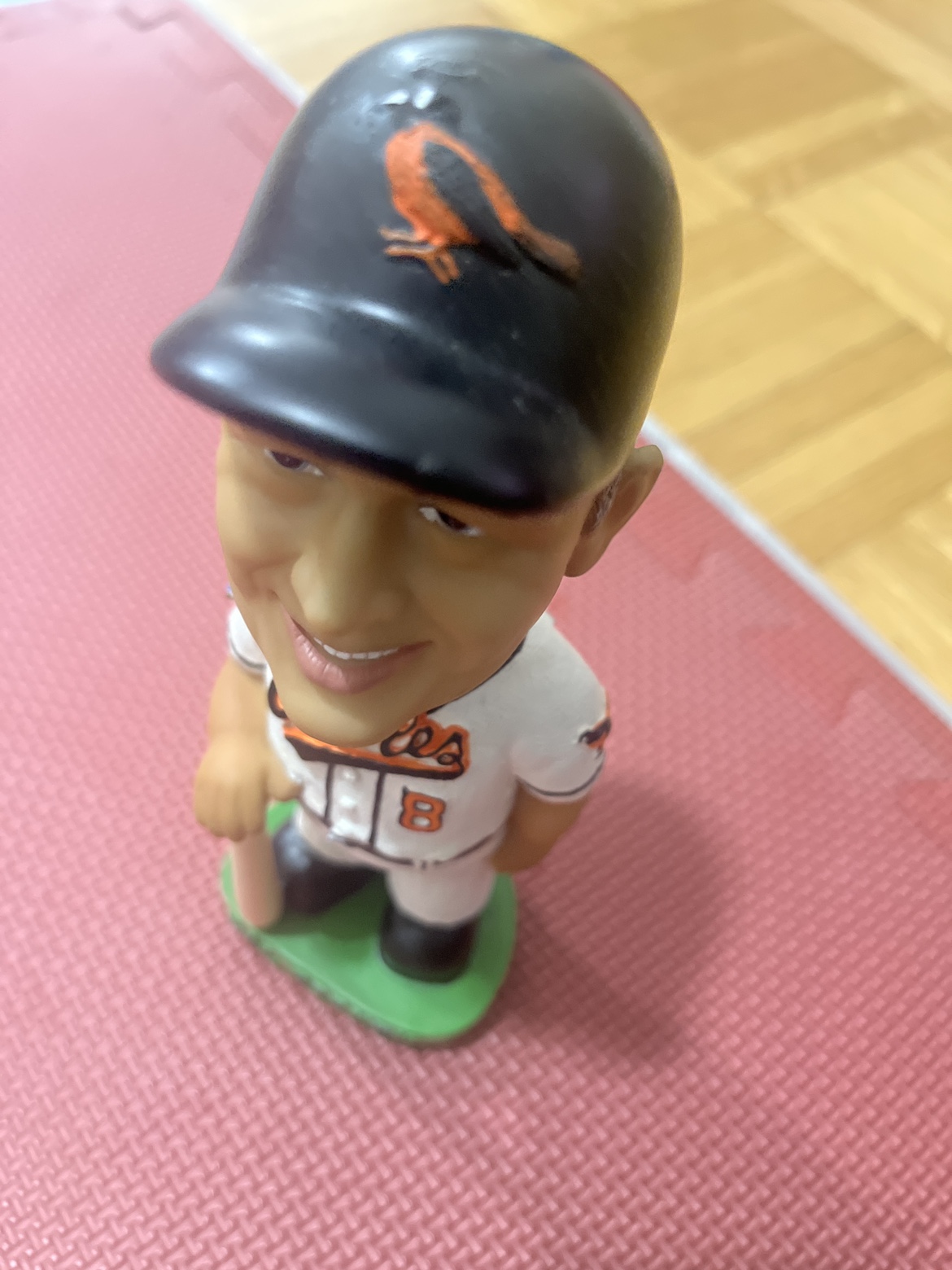 Cal Ripken #8 Hand Painted BobbleHead Doll by Bobble Dobbles image indicator(4)