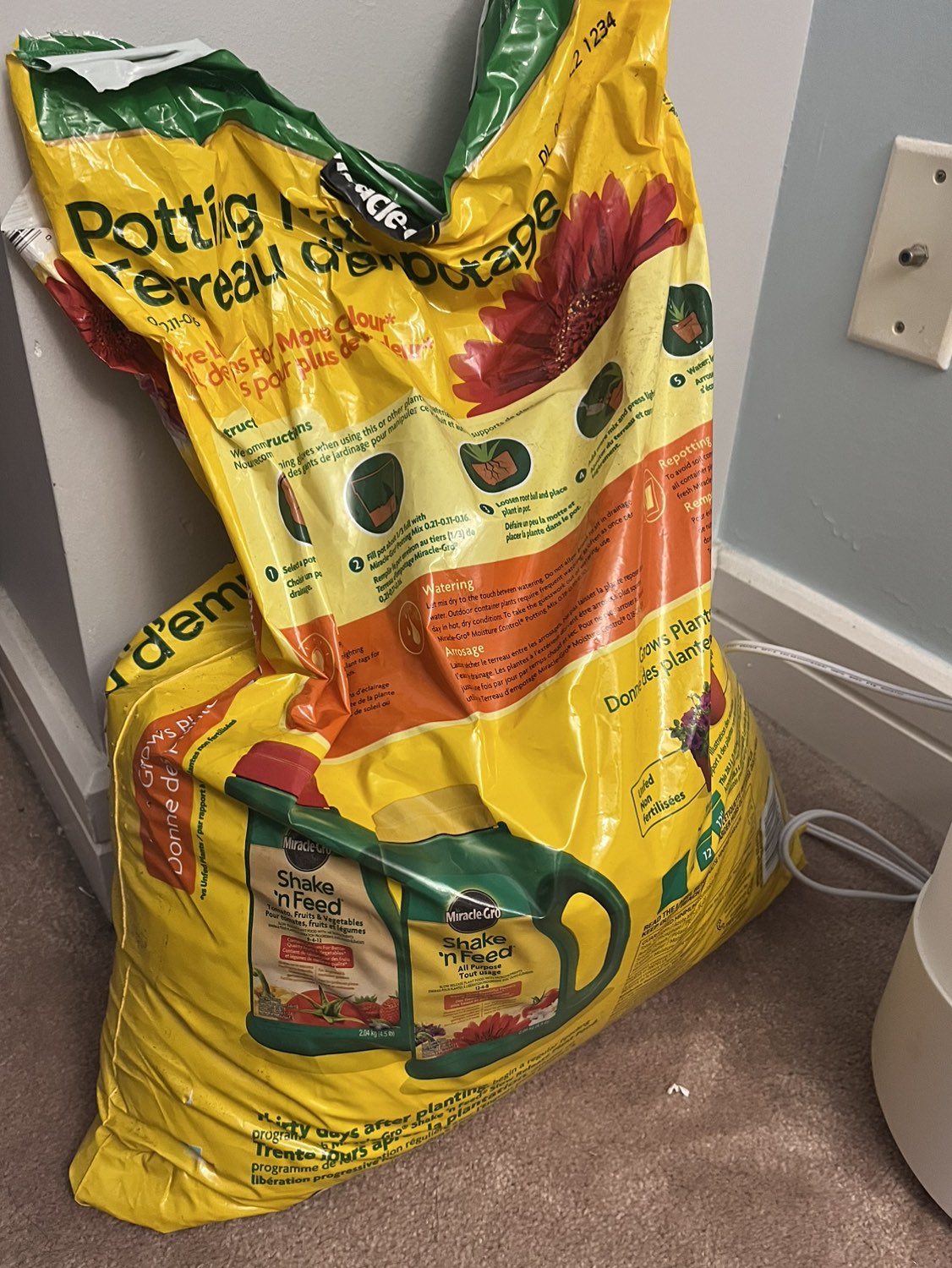 Garden soil / potting mix thumbnail
