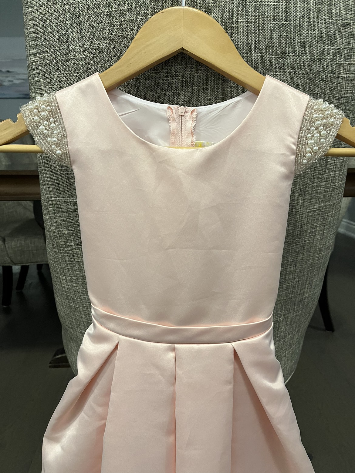 Gorgeous pink satin girls cocktail dress sz 10 EUC image indicator(4)