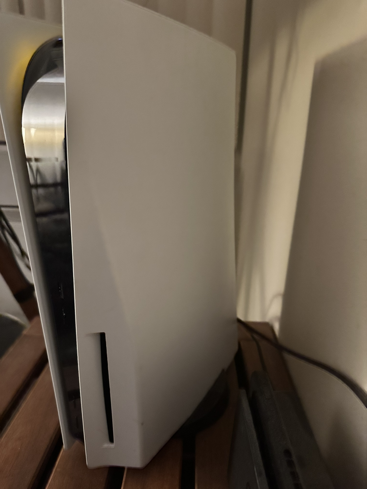 PS5 god of war bundle - photo 3