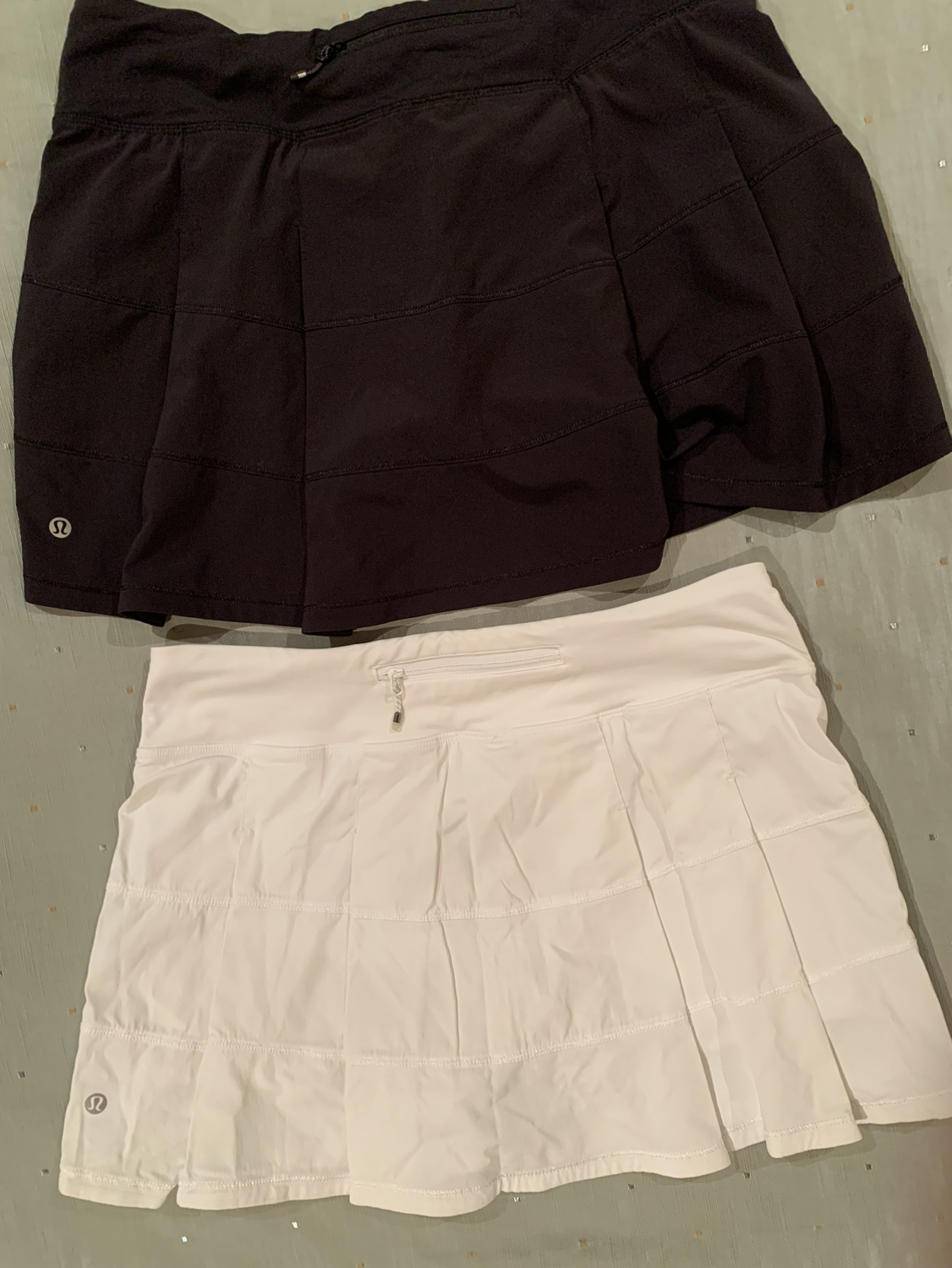 2 lululemon tennis skirts - photo 2
