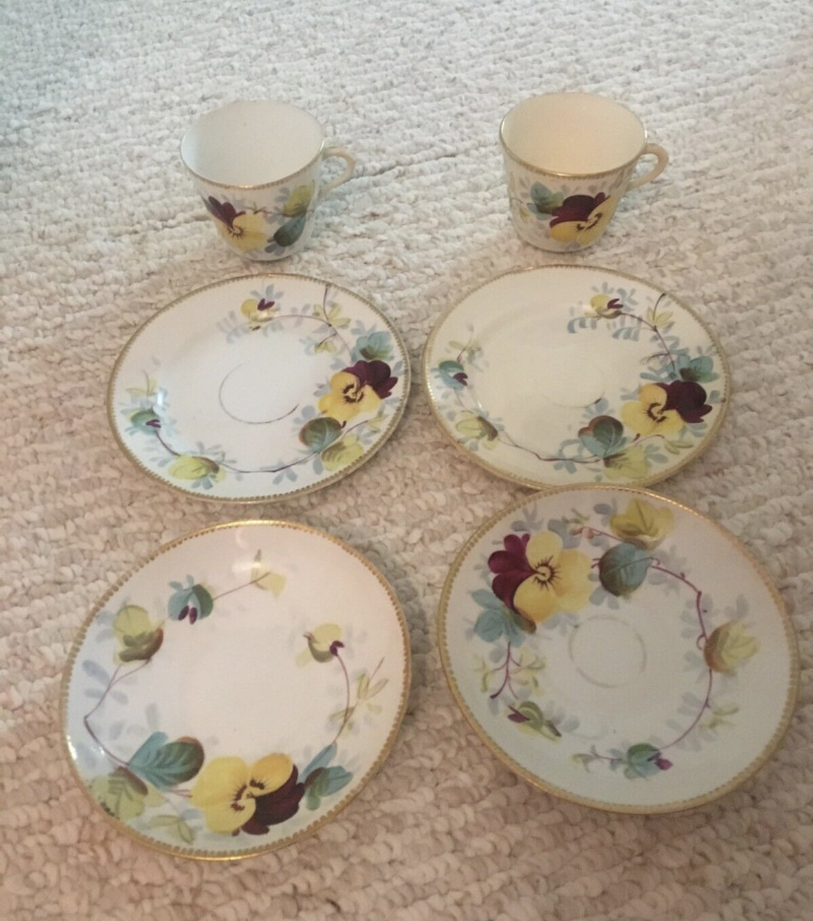 Vintage teacups and saucer - photo 4