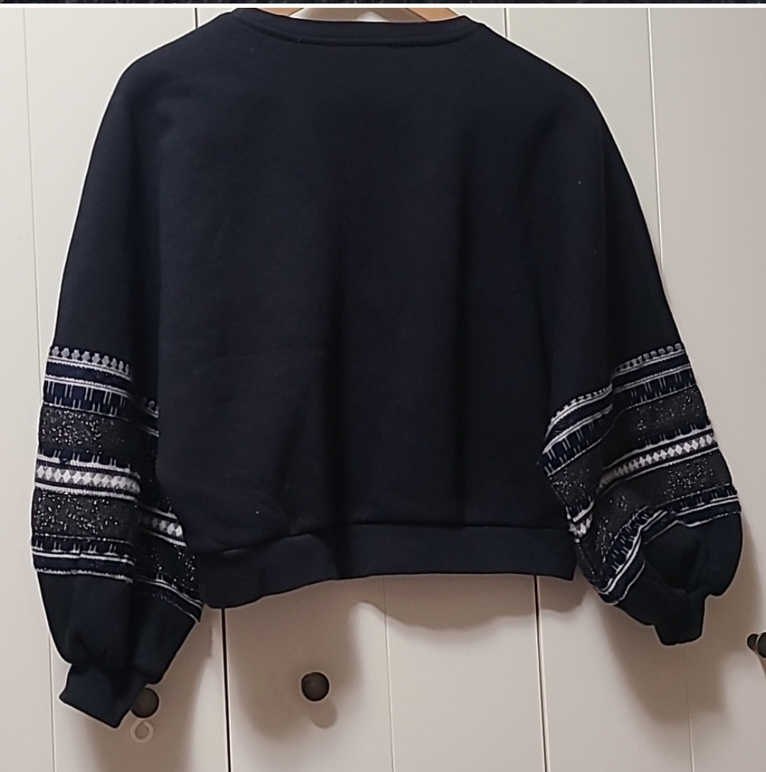 women's sweater image indicator(2)