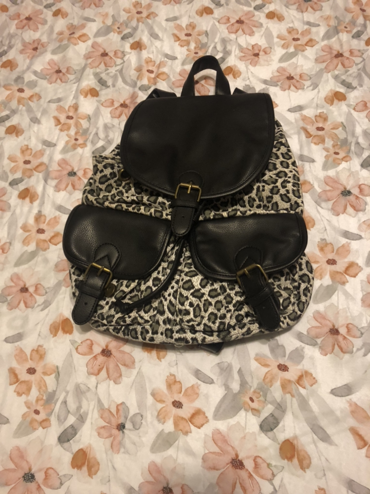 Free backpack #freecycle thumbnail