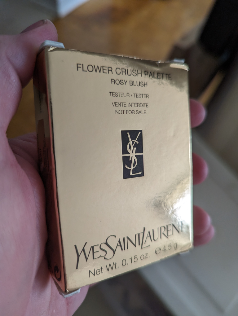 *YSL* LIMITED EDITION Flower Crush Blush/Highlight Palette image indicator(3)