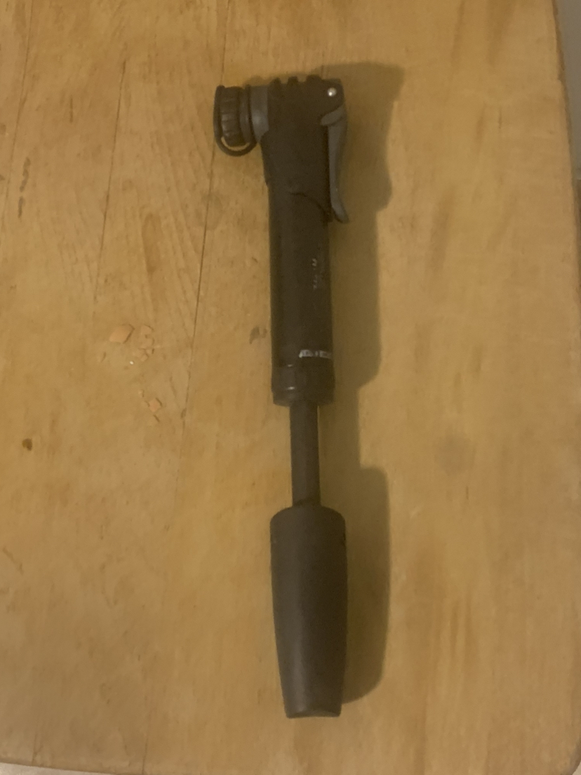 Tire pump thumbnail