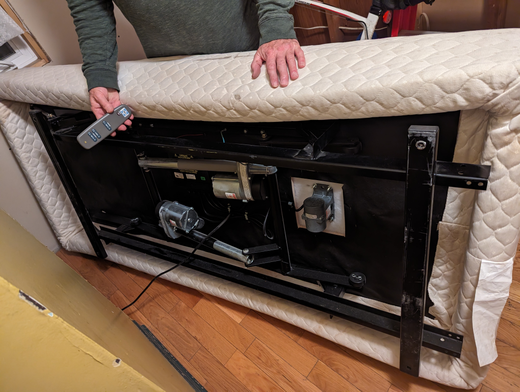 Medical Twin Size Bed ( electric top and bottom ) - photo 2