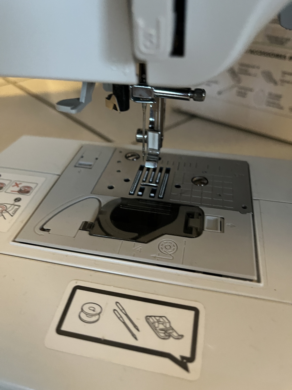 Sewing Machine Brother XR6060 - photo 3