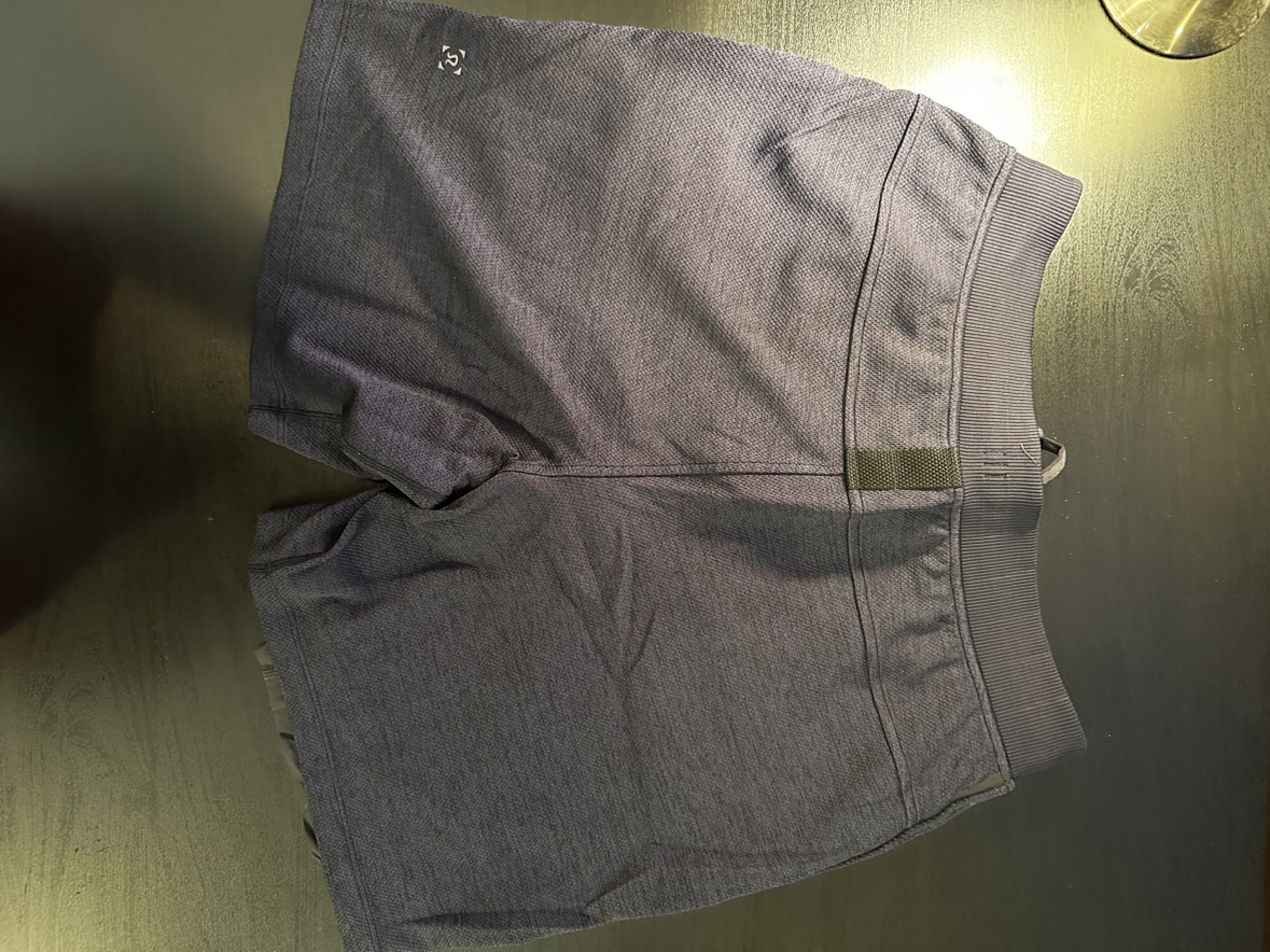 Lululemon 7” Lined Training Shorts - photo 2