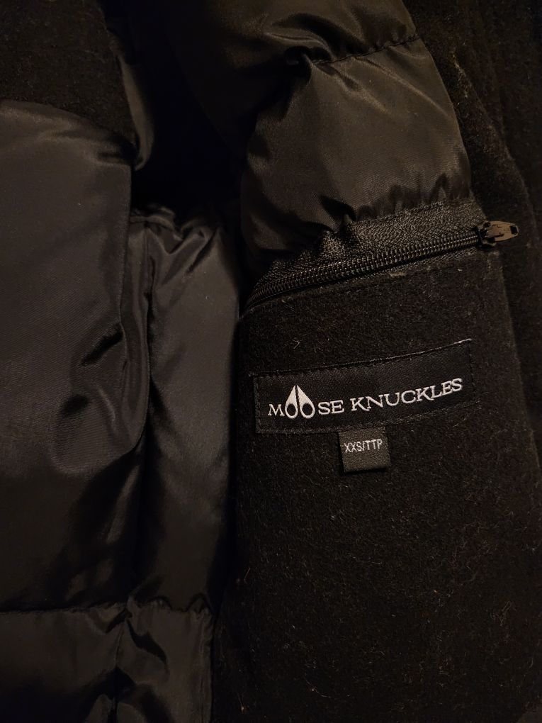 Moose Knuckles Limited Edition Wool Parka Women image indicator(9)